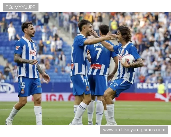 波尔图准备补强中路拦截布局引领葡超新格局